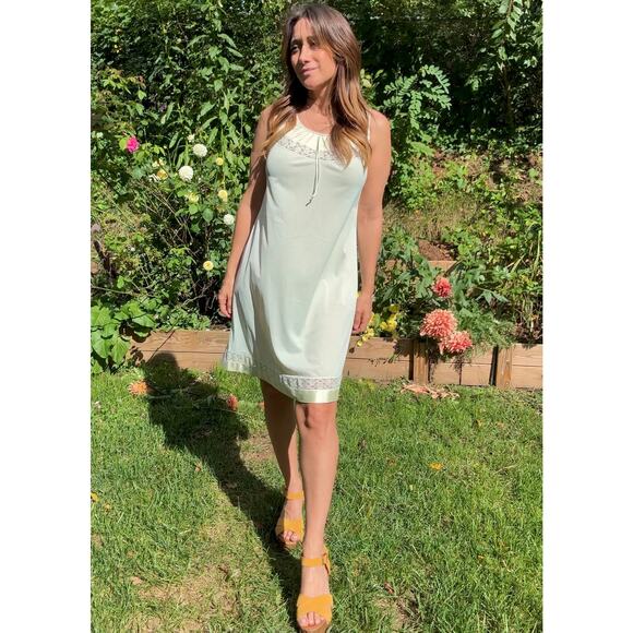 True Vintage Pistachio Slip Dress (1970s) / Nightgown - Picture 4 of 10